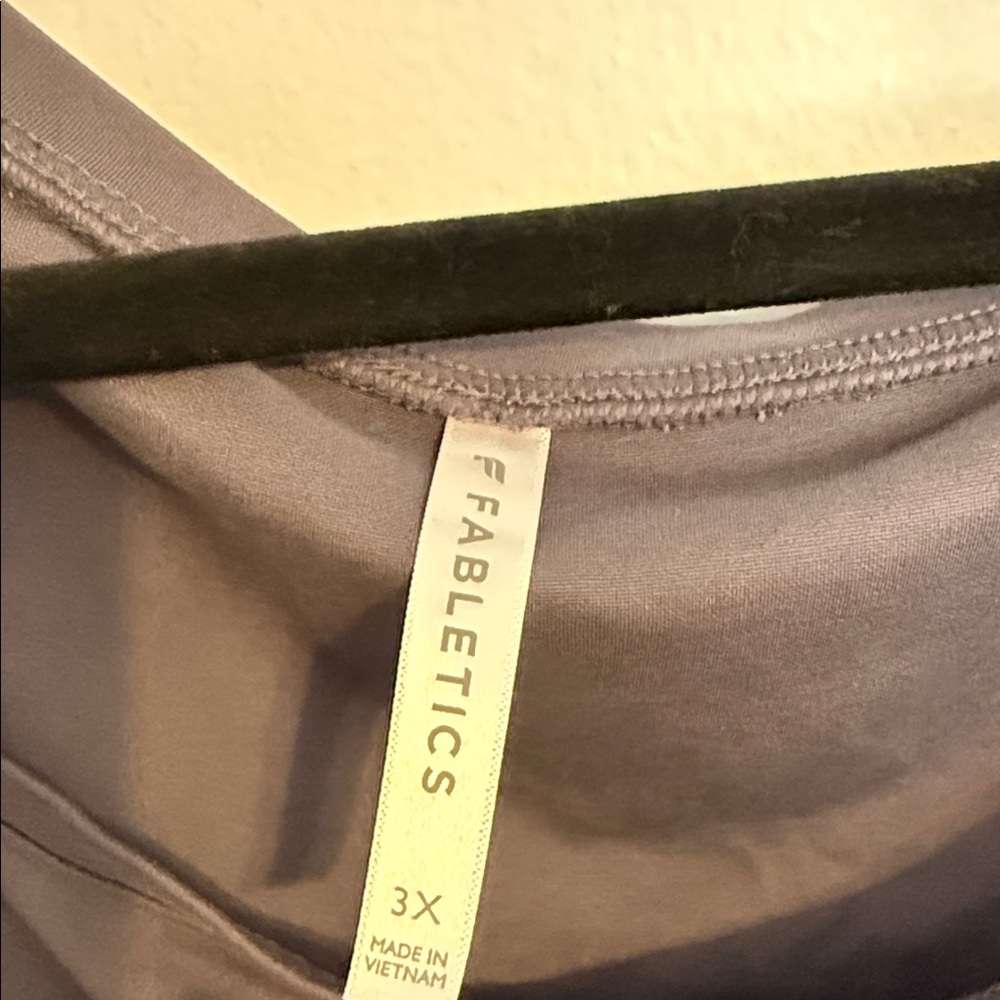 Fabletics Gray Pullover Long Sleeve Workout Tee B… - image 2